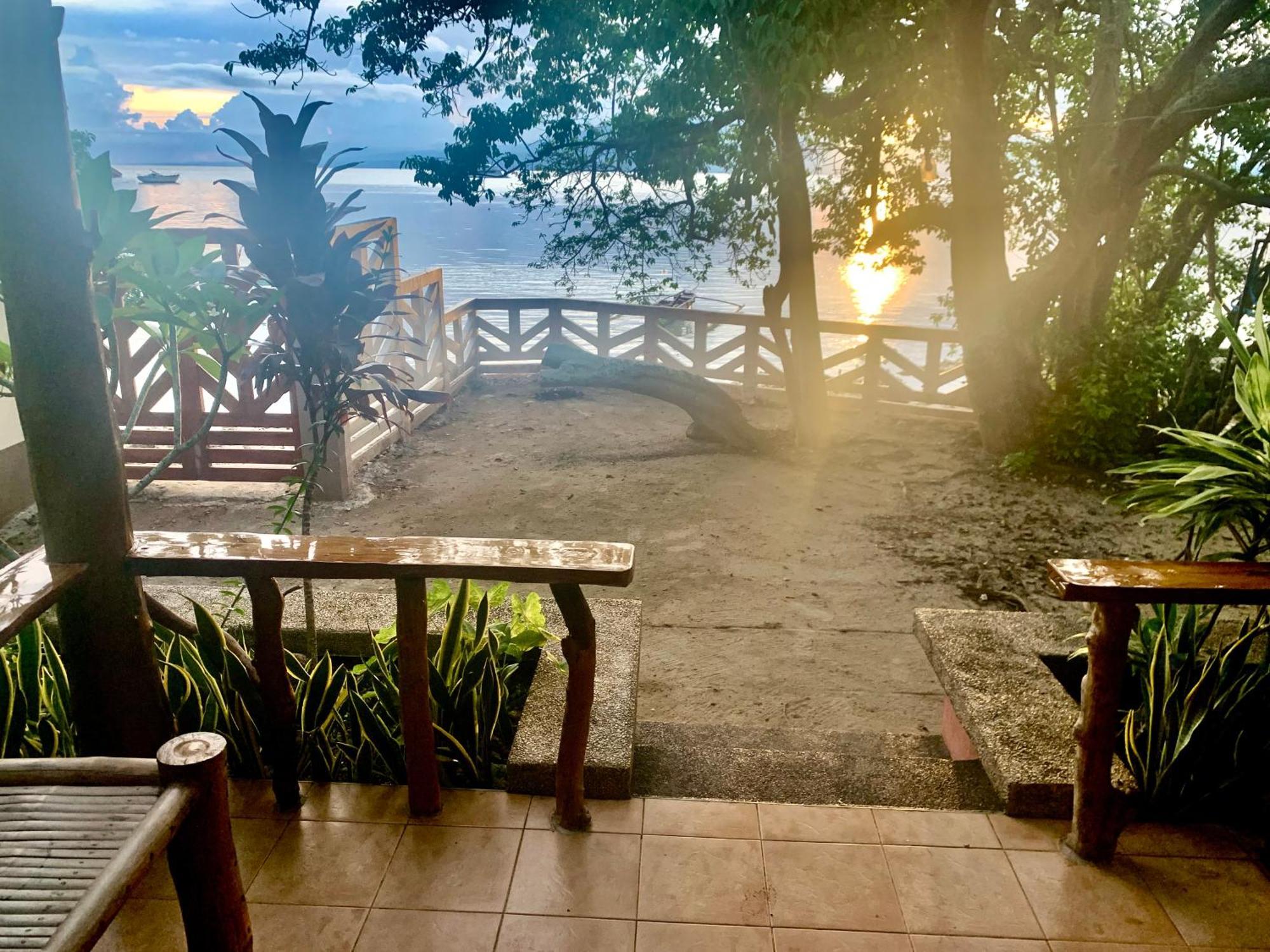 Adayo Cove Resort Siquijor Exterior photo